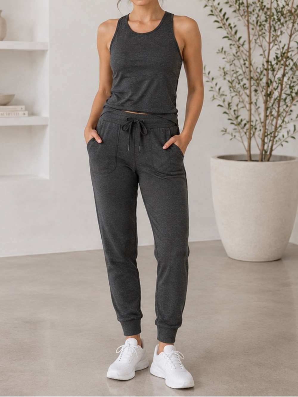 Amazon Essentials Charcoal Dark Gray Drawstring Jogger Pants Sweatpants Small